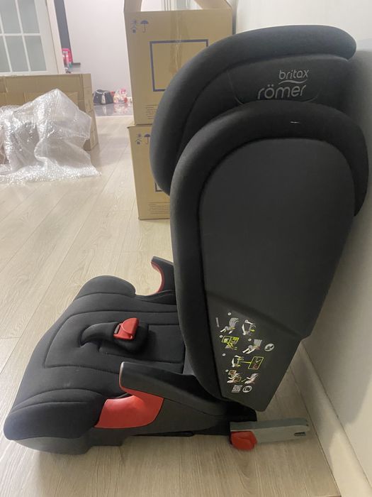 Продам автокресло детское