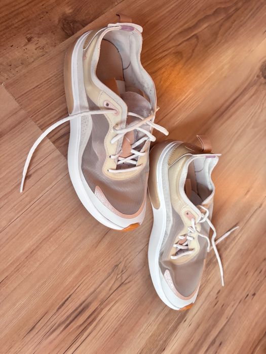 Маратонки NIKE Air Max DIA 38 номер