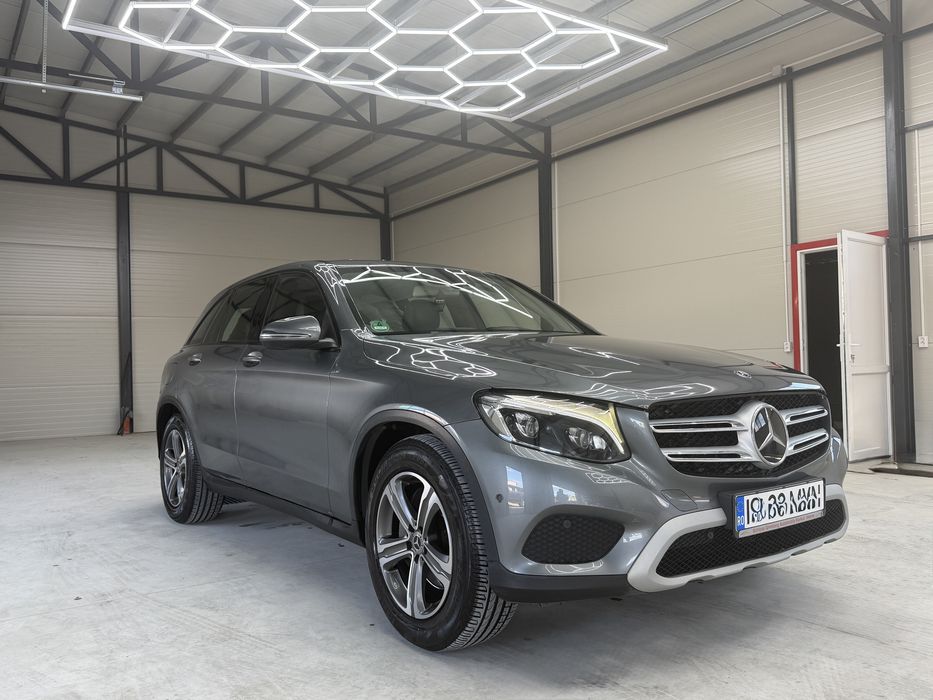 Mercedes Benz GLC250d