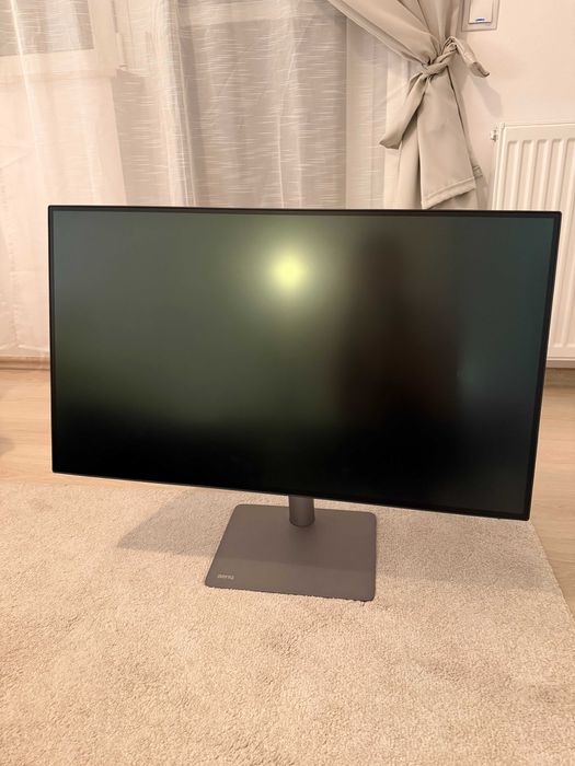 Monitor Premium BenQ EW3280U 32" • 4K UHD • IPS • USB-C • Sistem Audio 2.1 încorporat