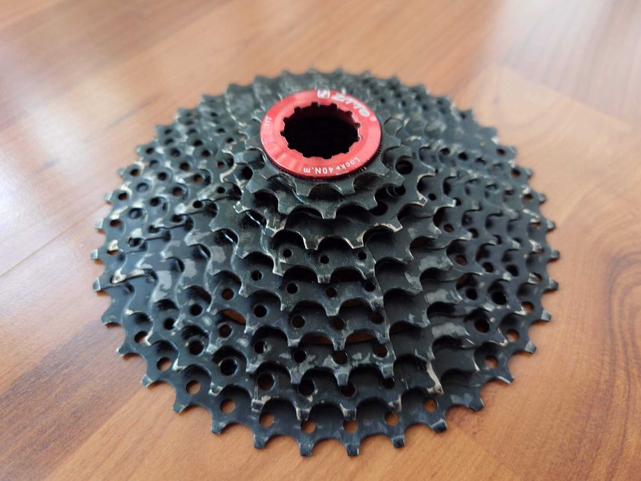Set schimbator spate Shimano XT RD-M772 9 viteze, pinioane, manete schimbator Shimano SLX SL-M660