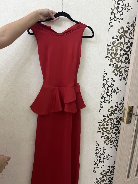 Продаются платья и пальто