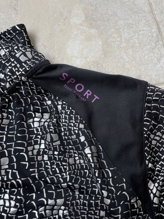 Дамски спортен суитчър