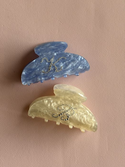 Шнола/ щипка за коса с персонализиран текст с кристали