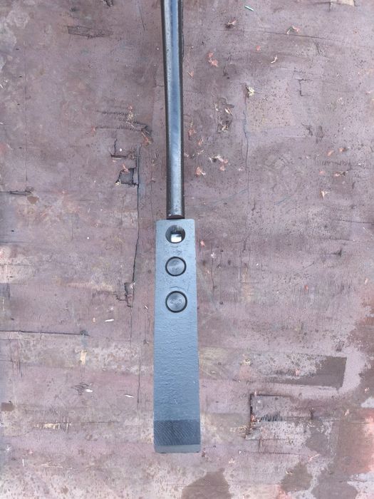 Стойка на плуг чизельный, щелеватель.