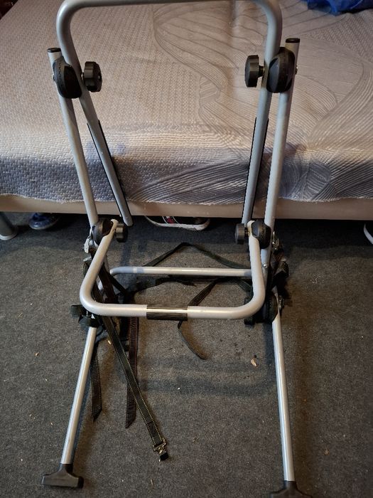 Suport de bicicleta pe haion