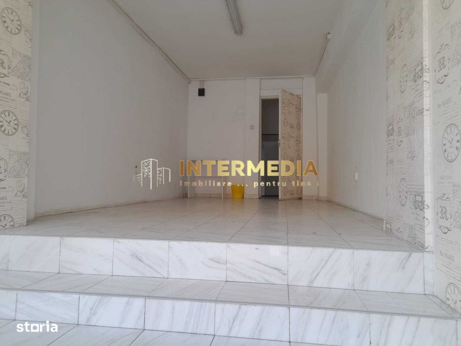 Spatiu comercial 30 mp. de inchiriat in Alba Iulia zona CETATE -Piata