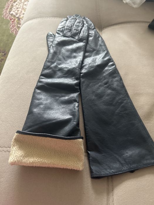 Кожанные перчатки