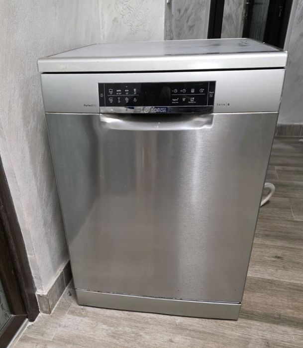 Mașina de spălat vase Bosch Serie 6