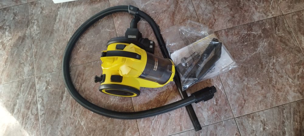 Продам пылесос Карчер