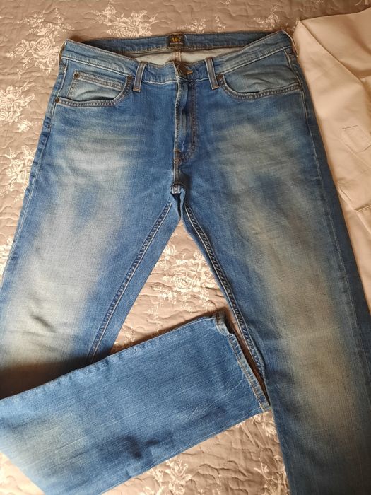 Мъжка  риза Burberrry  и дънки Lee М