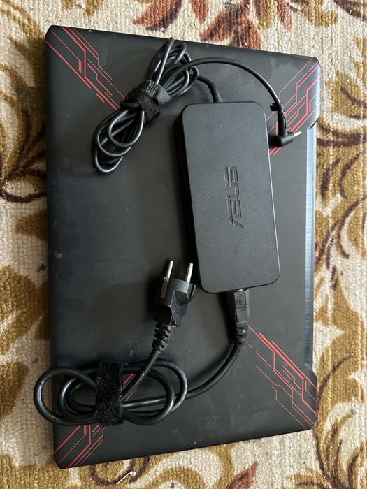 Продается ноутбук Асус Asus FX570U
