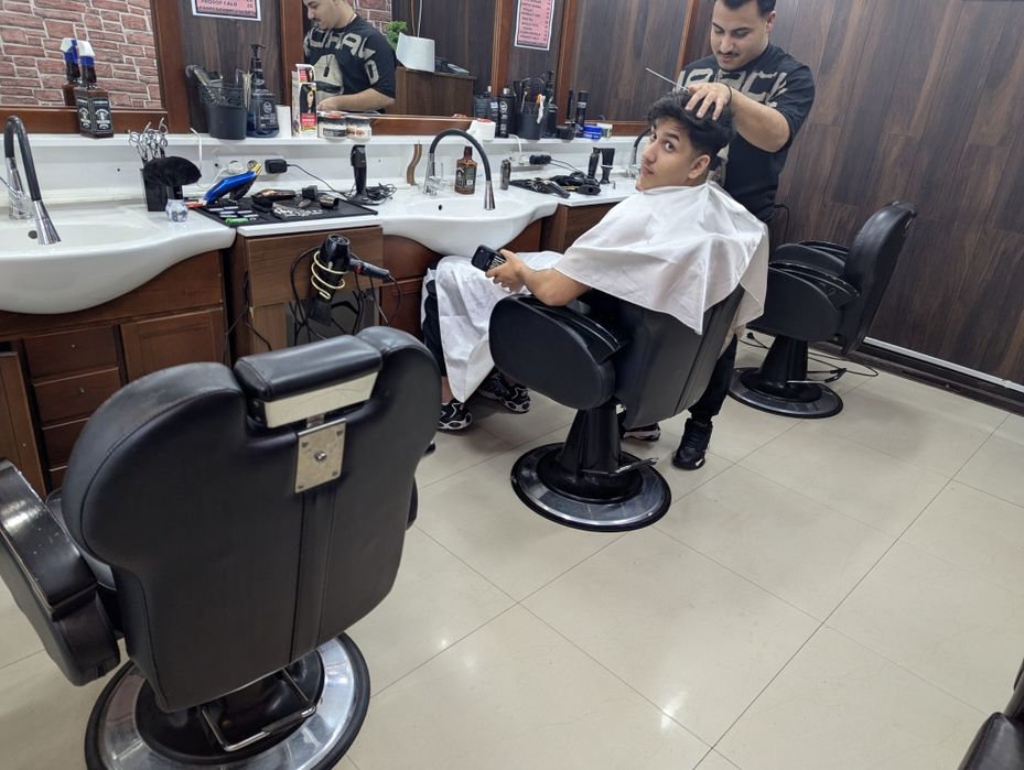 Scaune pentru frizerie canapea și fotolii