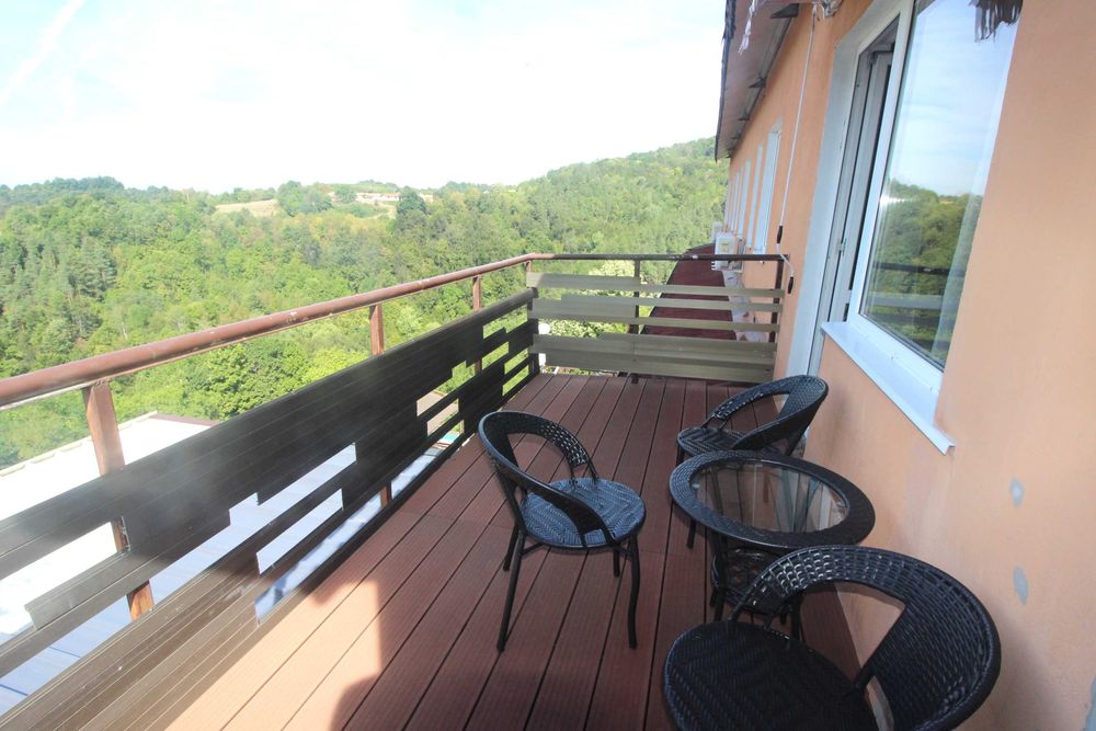 Хотел с басейн в с. Балани, общ. Габрово