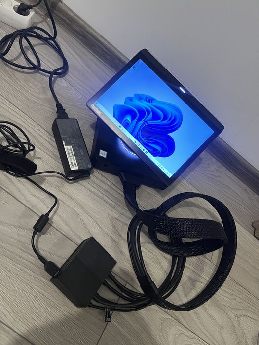 Lenovo i5 gen 8 Hub Videoconferința