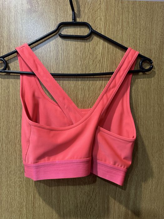 Дамски бюстиета Under Armour
