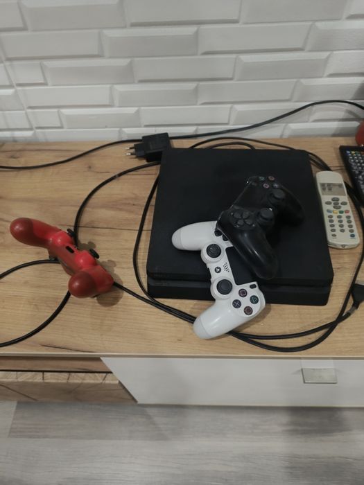 Сони плестейшин 4