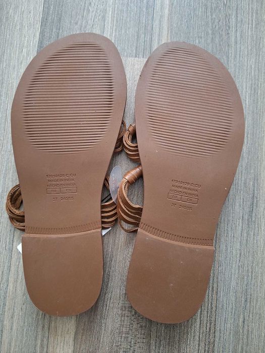 Papuci Mango piele naturală marimea 37, noi