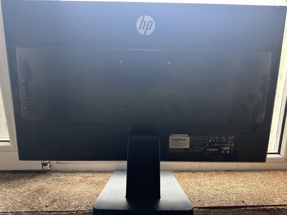 HP купил год назад