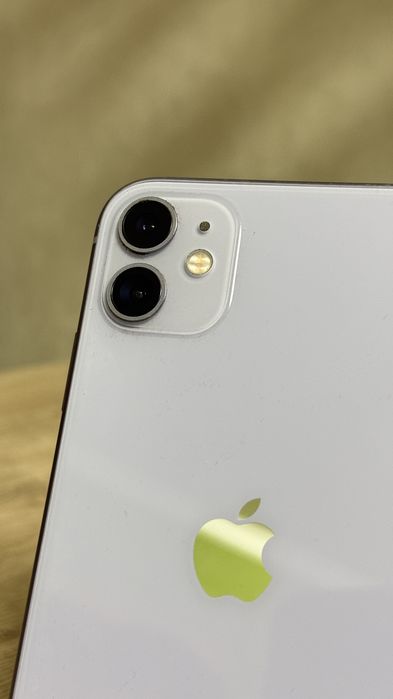 Продам Iphone 11  128Gb