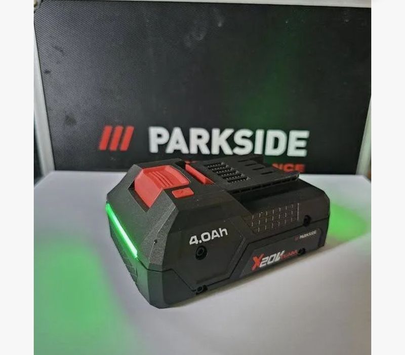 Bormașina cu percuție Parkside Performance  20 V plus Baterie