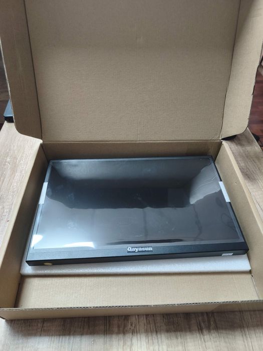 Mini monitor LED/IPS/HD