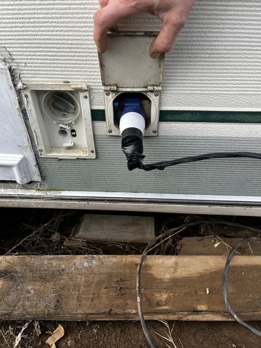 Продавам каравана