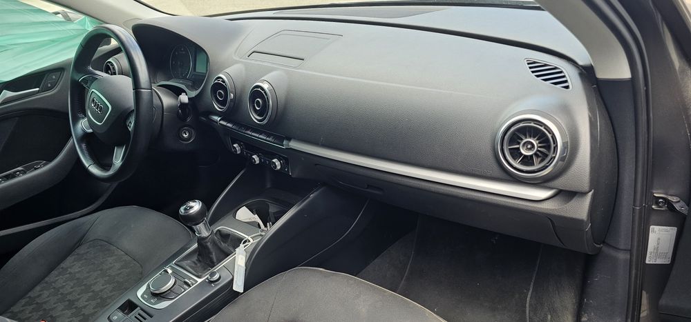 Plansa bord cu airbag Audi A3 8V