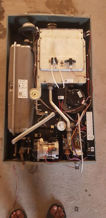 Котол keturami  запчастга сотилади  хамма нарсаси ишлаб турибди