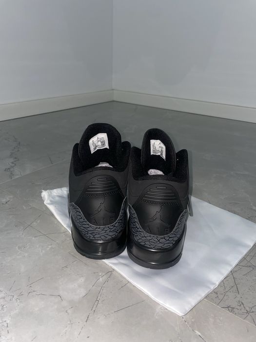 Jordan 3 Black Cat