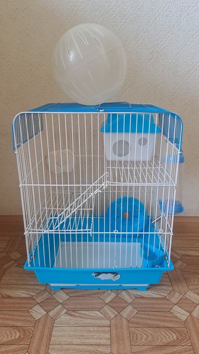 Продам б/у клетку для хомяка