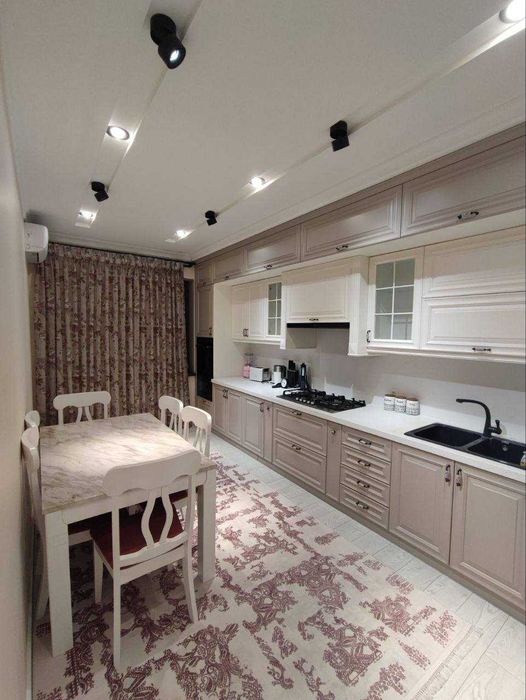 4-х комнатная в Новостройке ул. Амира Темура ID: 4673