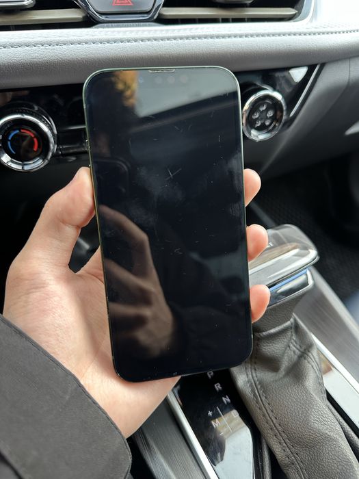 Айфон 13 на запчасти