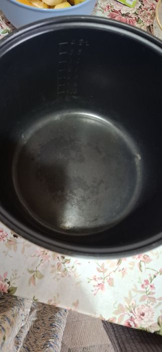 Мультиварка Redmond