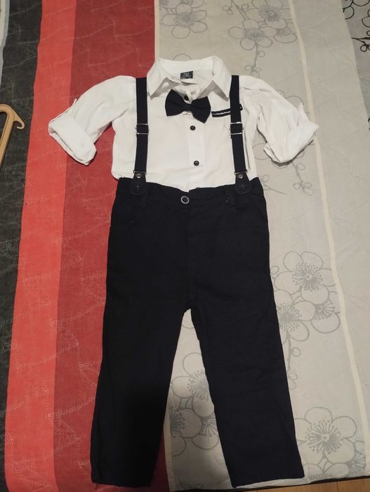Официален костюм размер 3 г