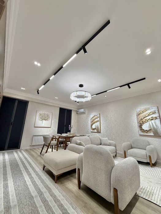 Продается 2х ком квартира в новостройке, ор-р: Заводская, 53м²