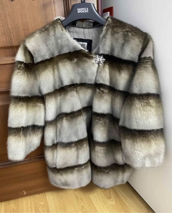 Продам шубу норковую