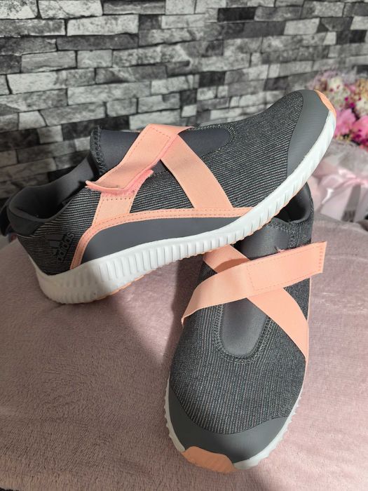 Маратонки Adidas