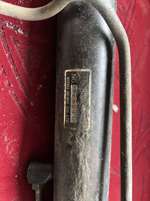 Продам рулевую рейку