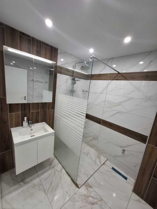 Дава се под наем Тристаен апартамент в Враца, Център - 93 кв.м за 510 € - Снимка #8