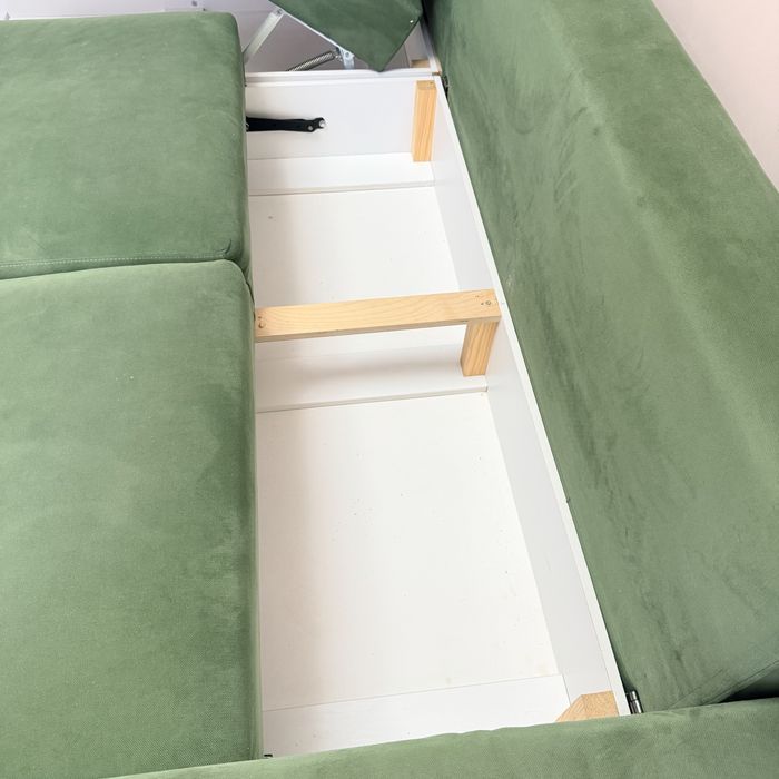 Продам диван угловой в отличном состоянии