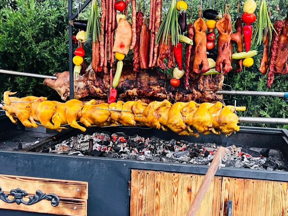 Inchiriez cort de evenimente