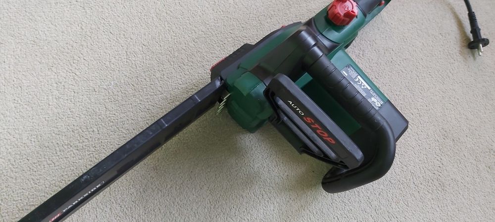 Електрически верижен трион 2.2 kv. Резачка