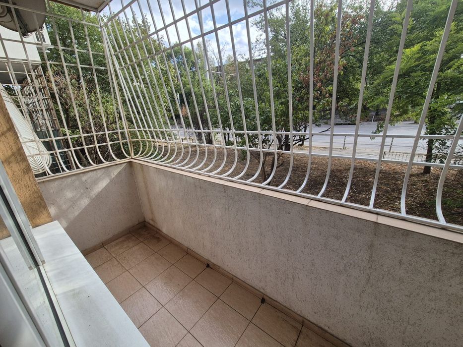 Дава се под наем Четиристаен апартамент в София, Свобода - 83 кв.м за 698.7 € - Снимка #4