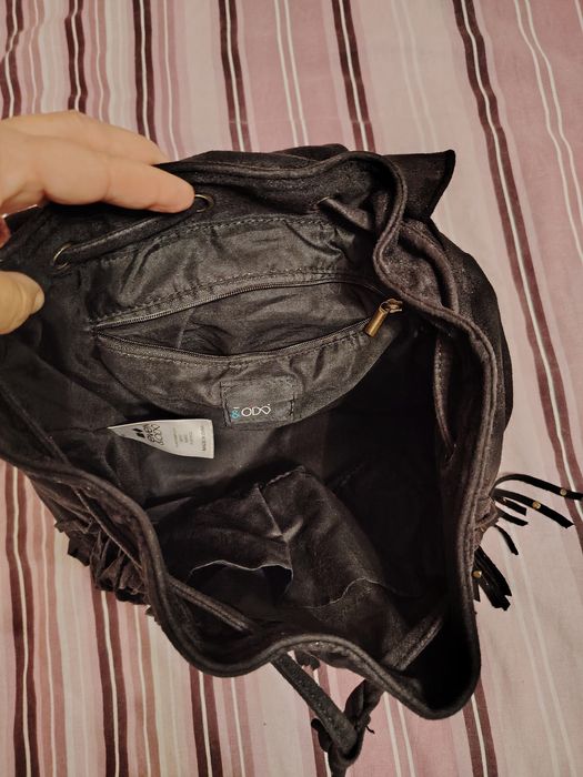 Rucsac negru ,(dama), cu franjuri