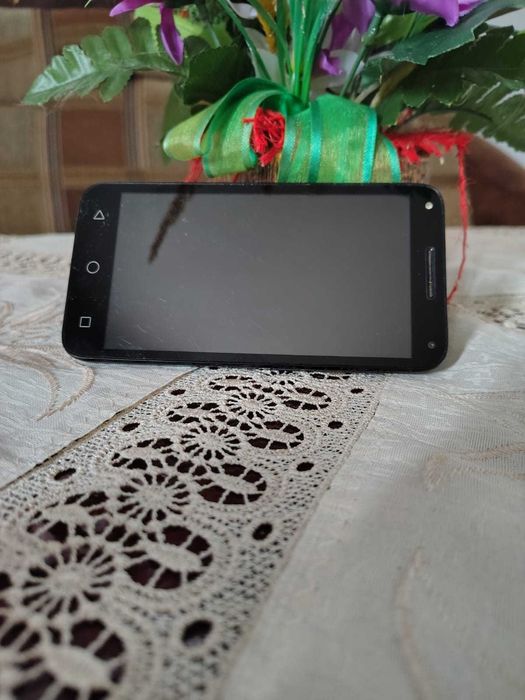 Telefon Alcatel defect – pentru piese, fier vechi sau recuperare componente