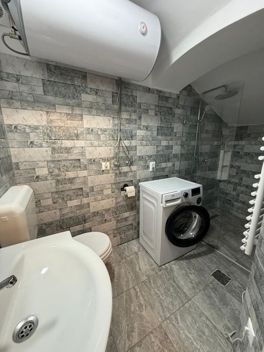 De inchiriat studio / apartament