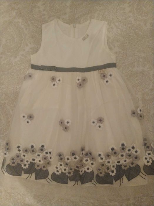 Рокля за 5 години