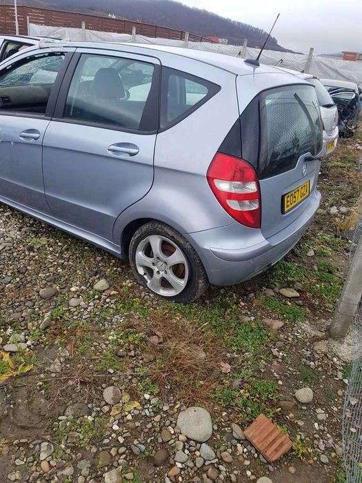 Piese din dezmembrari mercedes a class , b class , W 169 A 180 A 200 A 160 , service