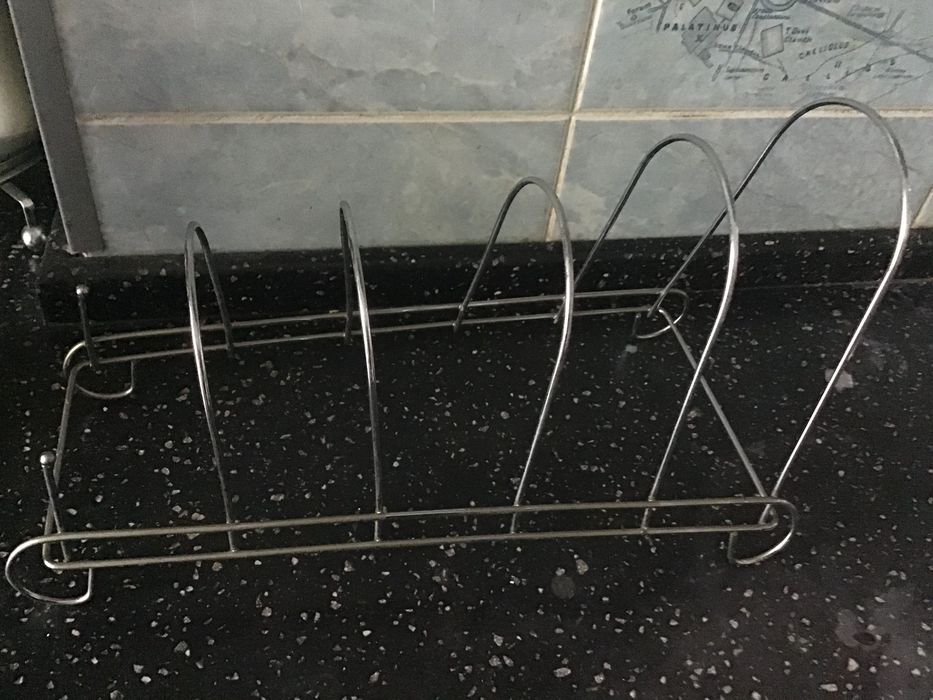 Подставка для тарелок металлическая